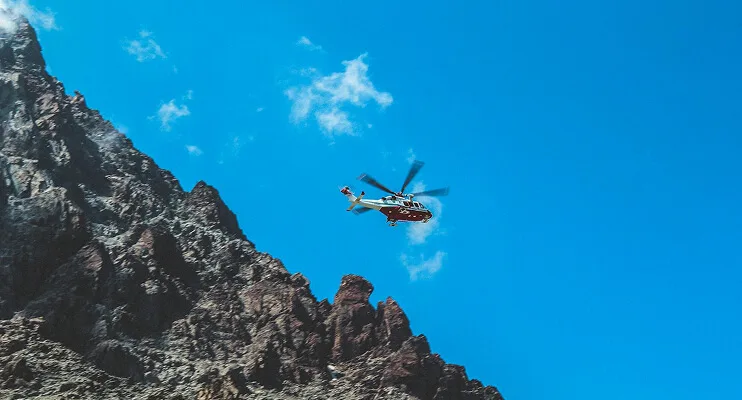 Everest helicopter tour – a luxurious adventure. - 咪咕视频体育xinchengyu
