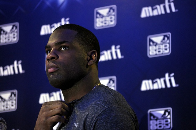 现也同样出 现也同样出