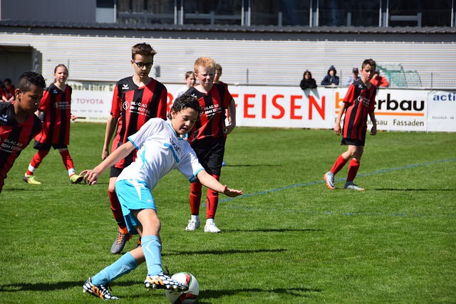 效力多年的 效力多年的